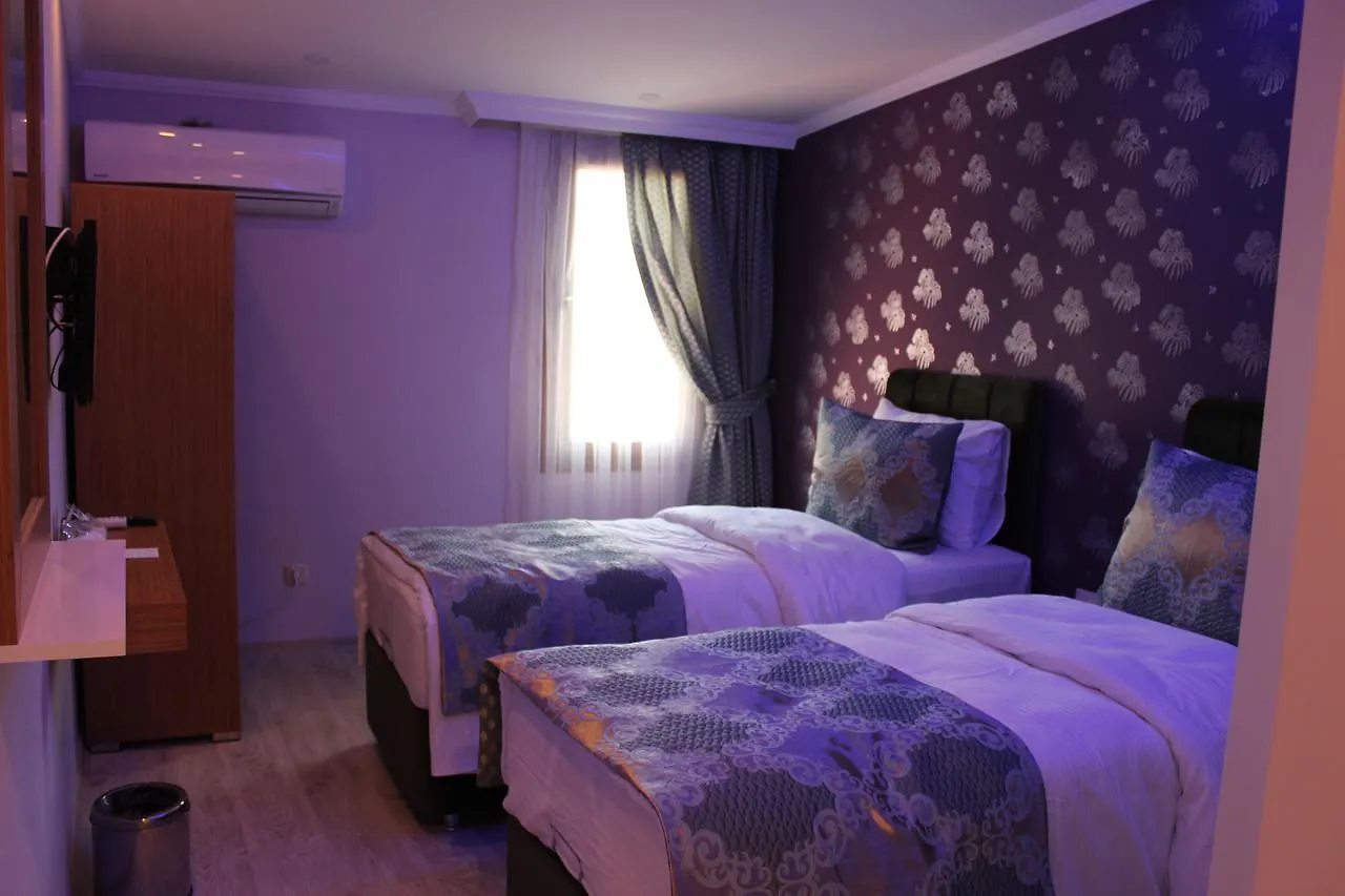 Safran Palas Yenifoca Hotel