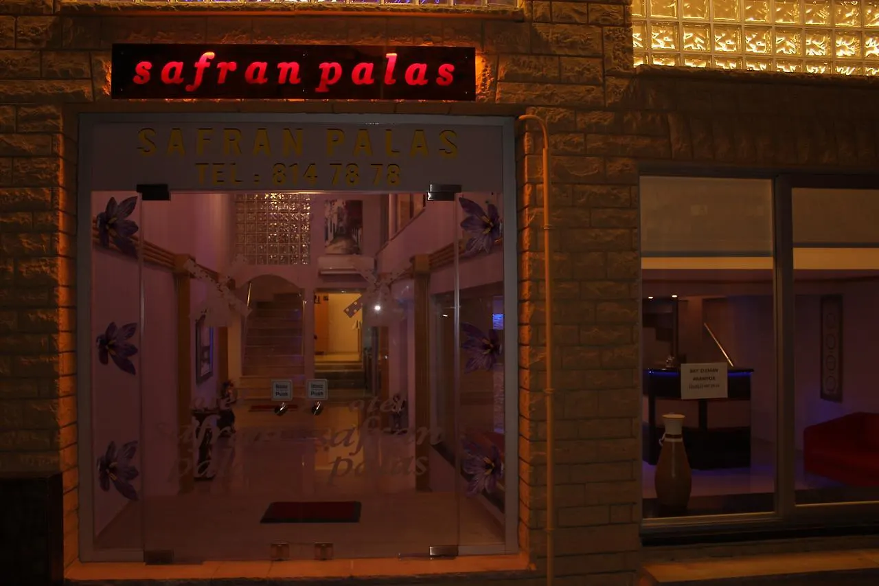 Safran Palas Yenifoca